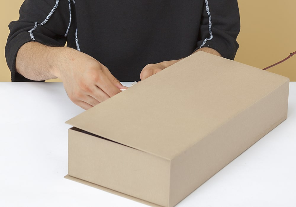 Choosing the Right Cardboard Boxes for Business Delivery