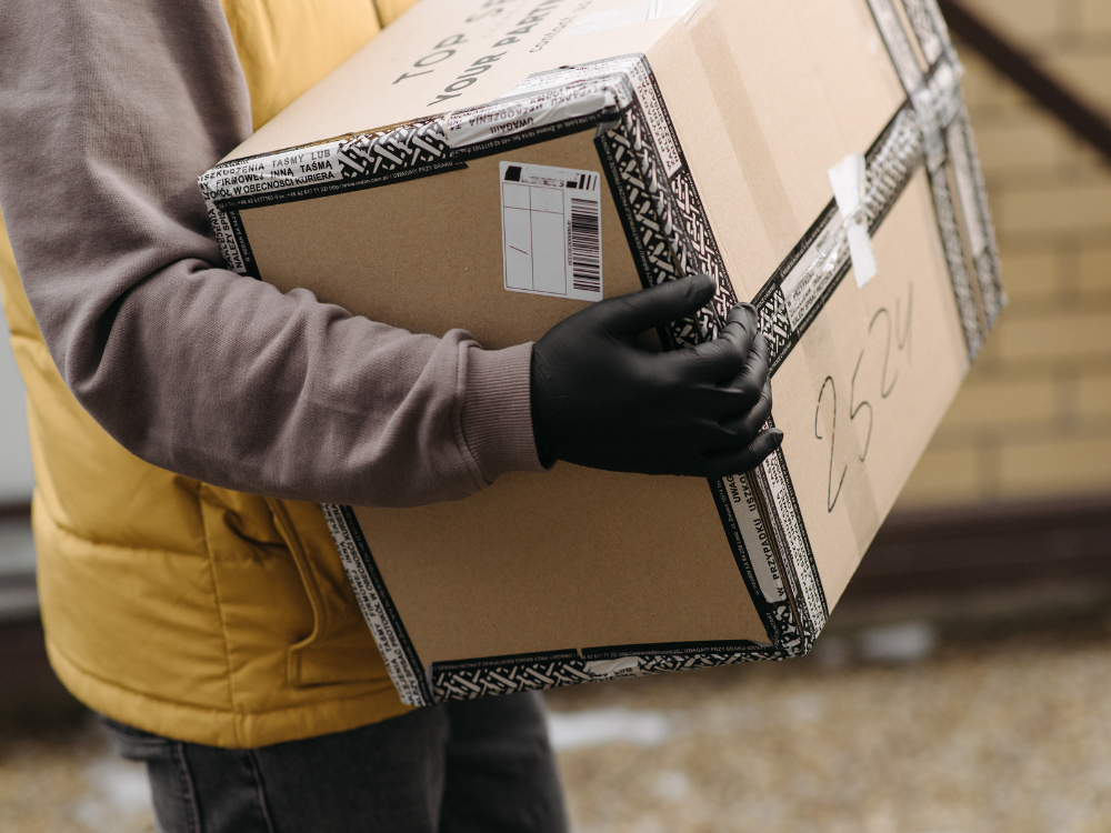 What Makes A Reliable Courier?