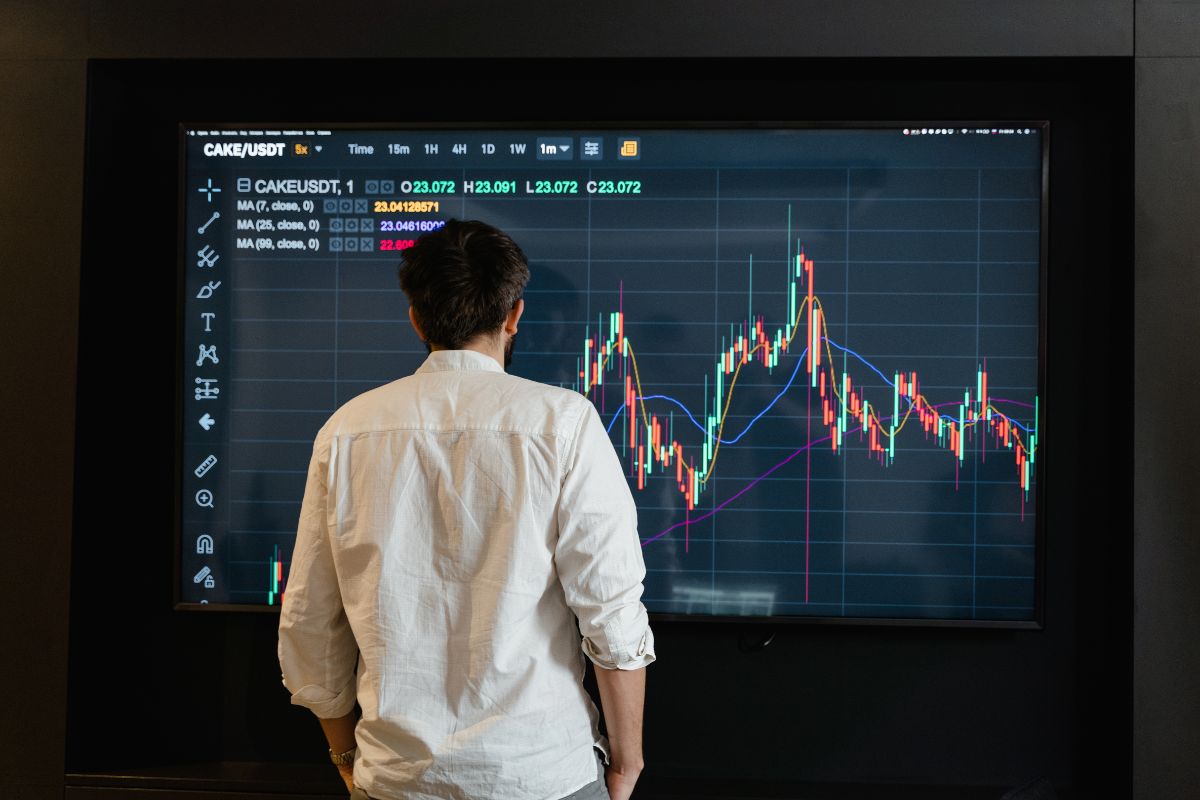 Predictive Analytics in Logistics: An Innovator for Supply Chains